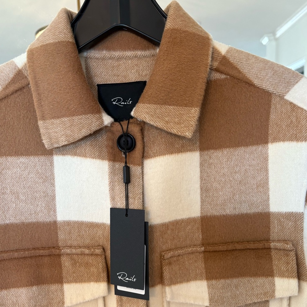 Rails Women's Checkered Tan and Cream Utility Jacket - Picture 4 of 9